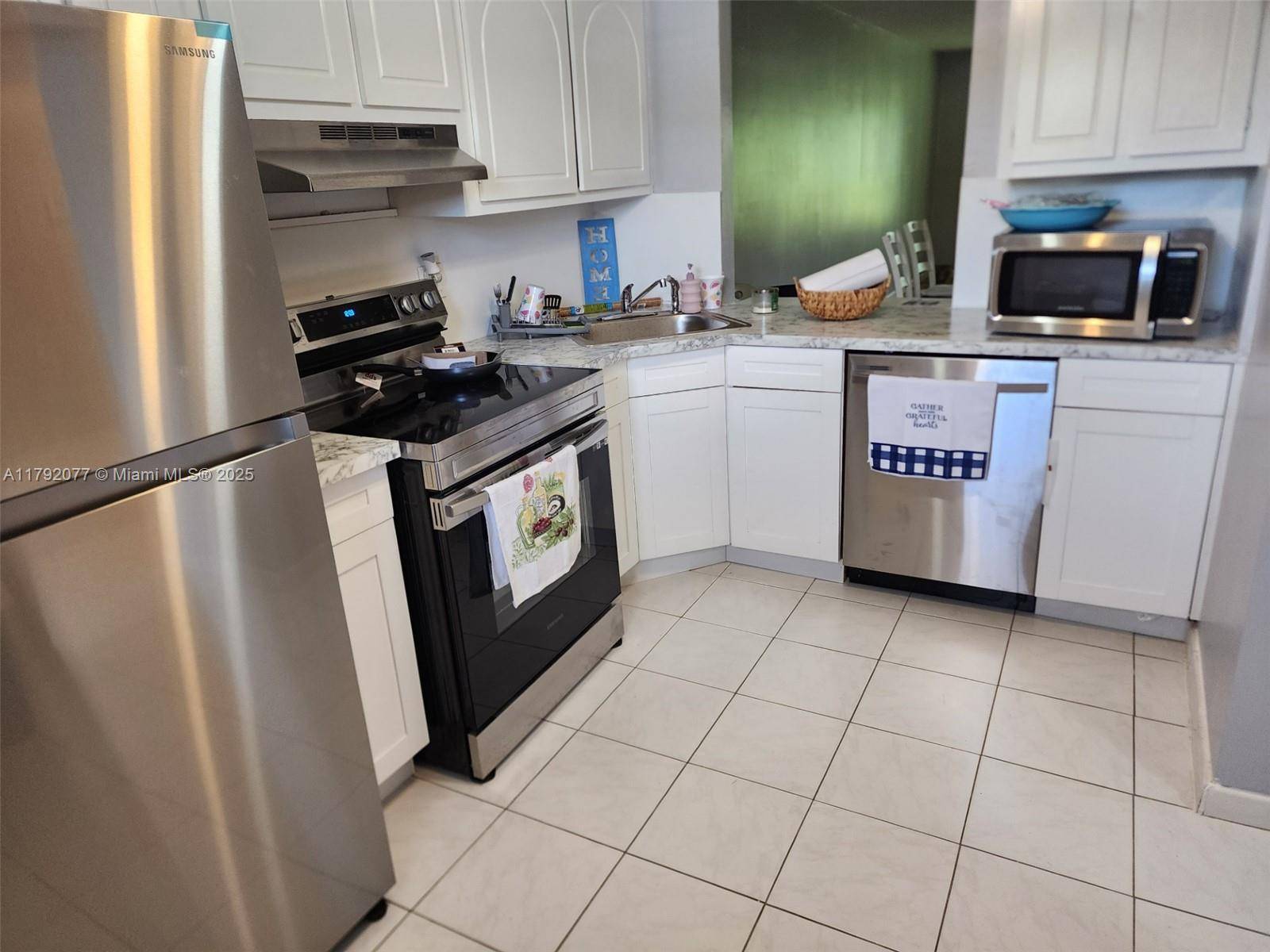 2551 Aragon Blvd #110, Sunrise, FL 33322