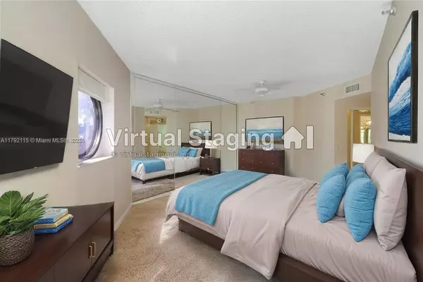 Aventura, FL 33180,3610 Yacht Club Dr #213