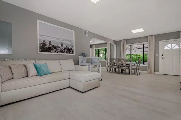 Sunny Isles Beach, FL 33160,245 189th Ter