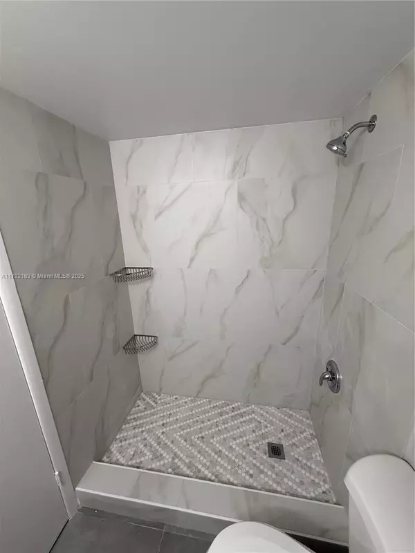 Dania Beach, FL 33314,4111 Stirling Rd #109
