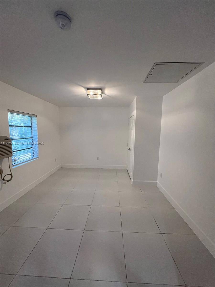 Miami, FL 33125,2148 NW Flagler #3