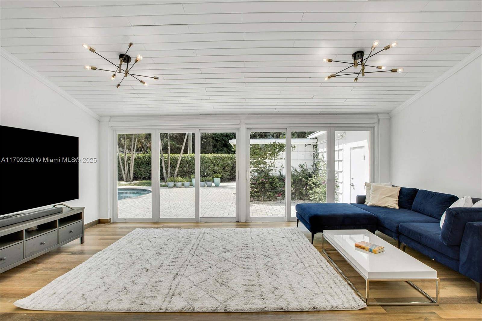 Miami Shores, FL 33138,102 NE 94th St