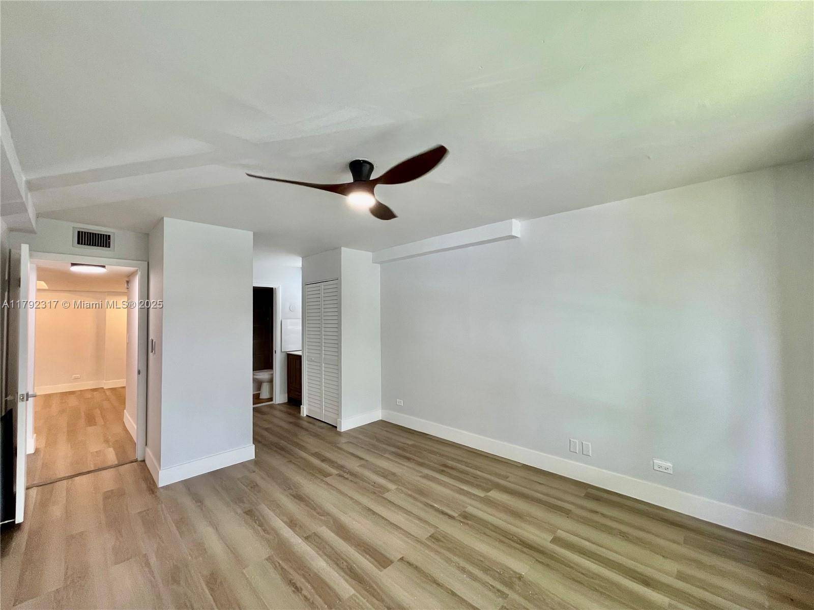 Lauderhill, FL 33319,3680 Inverrary Dr #2B