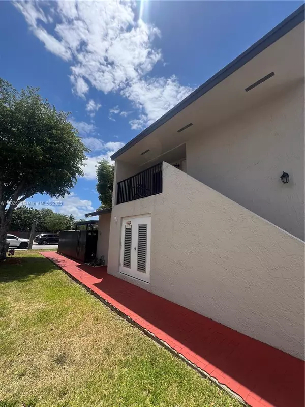 Miami, FL 33183,6725 SW 137th Ct #14D