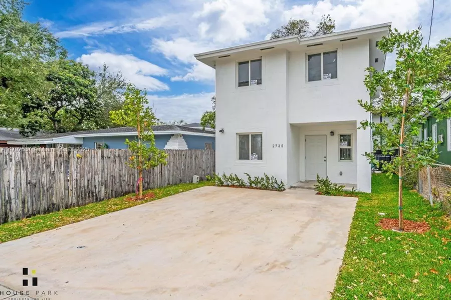 2778 NW 44th St, Miami, FL 33142