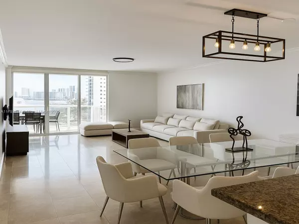 Aventura, FL 33180,3330 NE 190th St #716