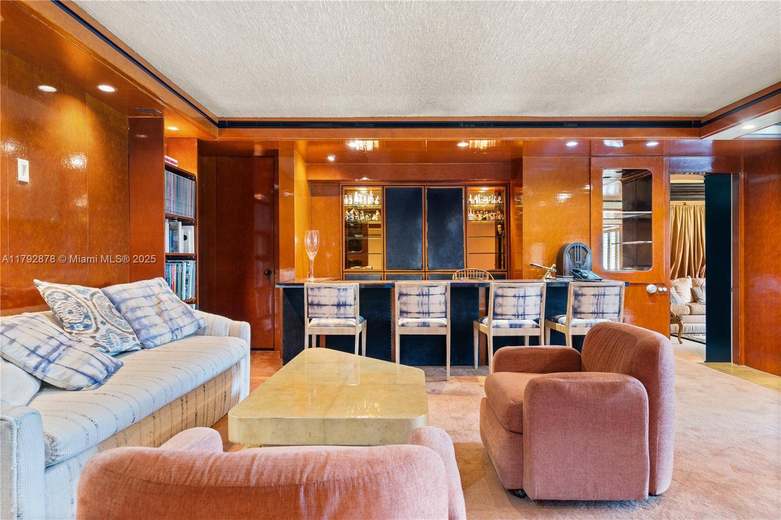 Miami, FL 33181,11111 Biscayne Blvd #227