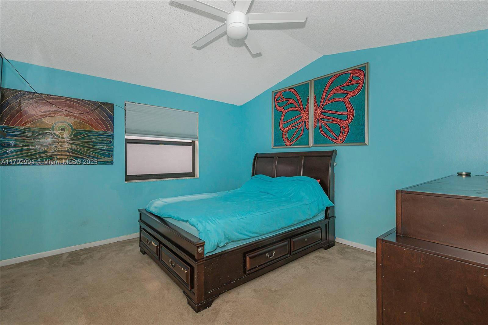 Pembroke Pines, FL 33026,11733 NW 11th St