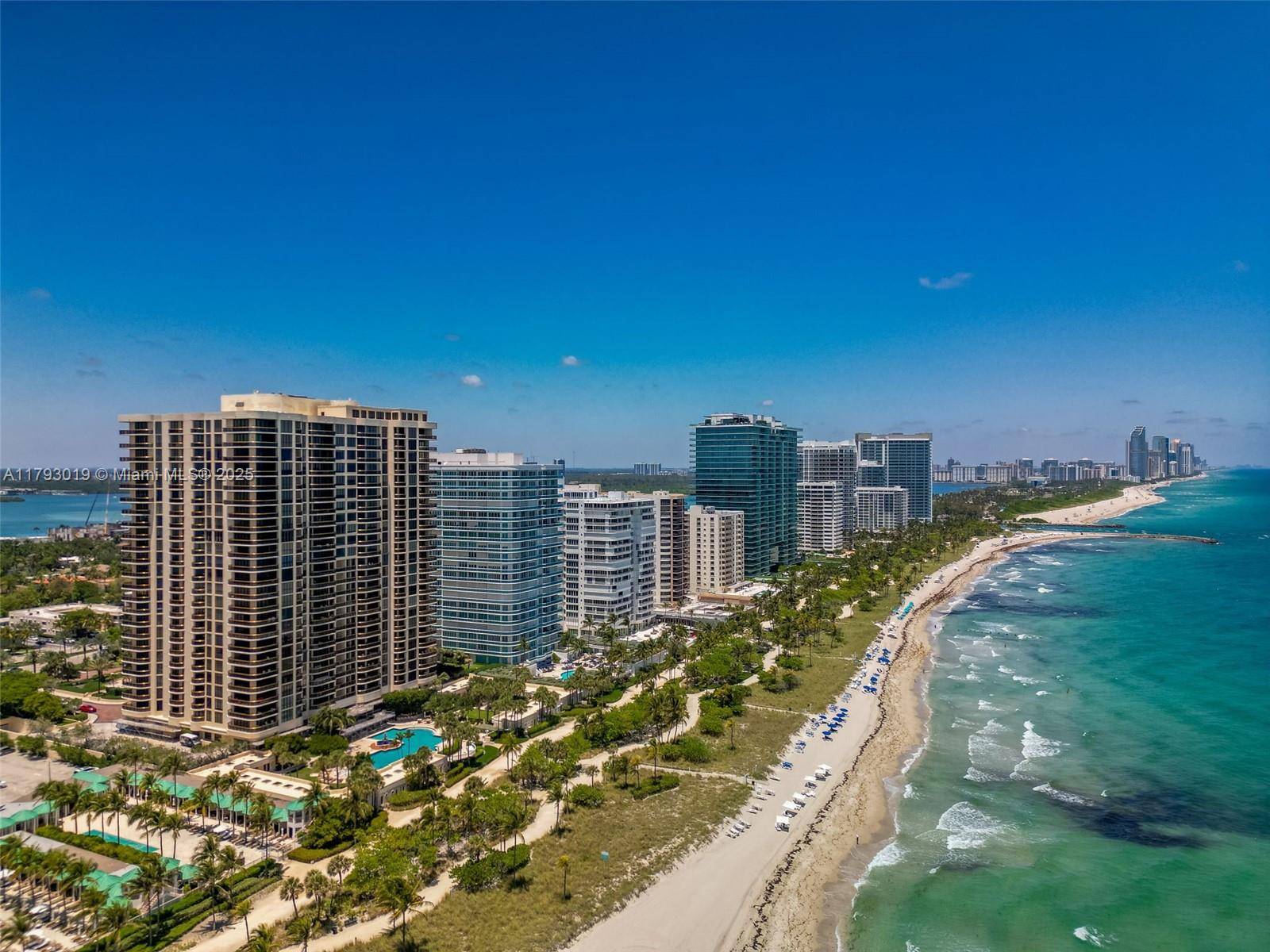 Bal Harbour, FL 33154,9999 Collins Ave #PH3D