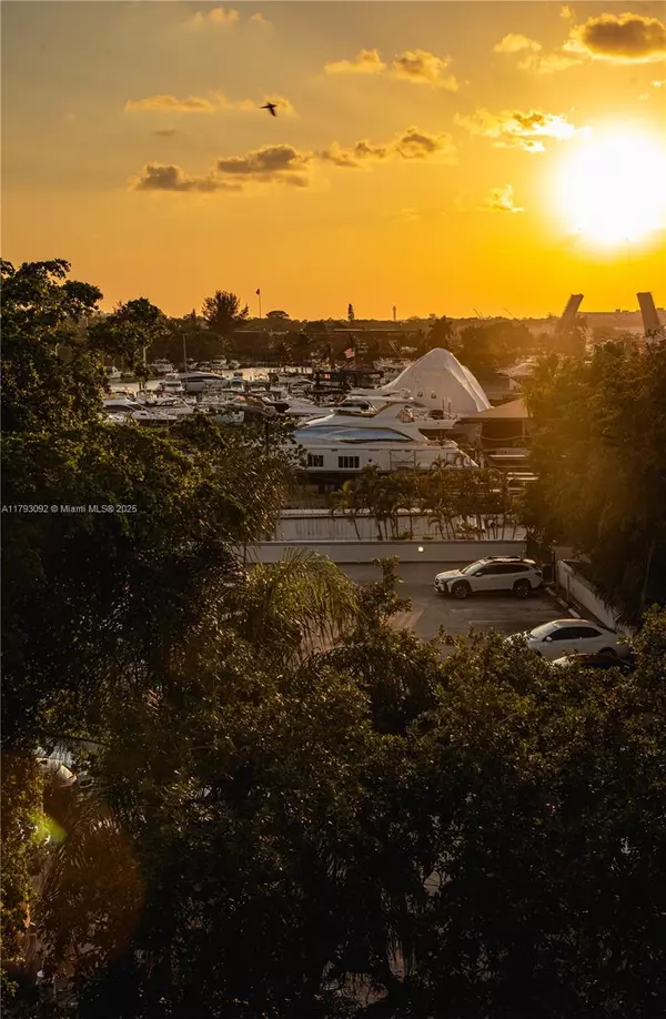 Miami, FL 33125,1720 NW N River Dr #607