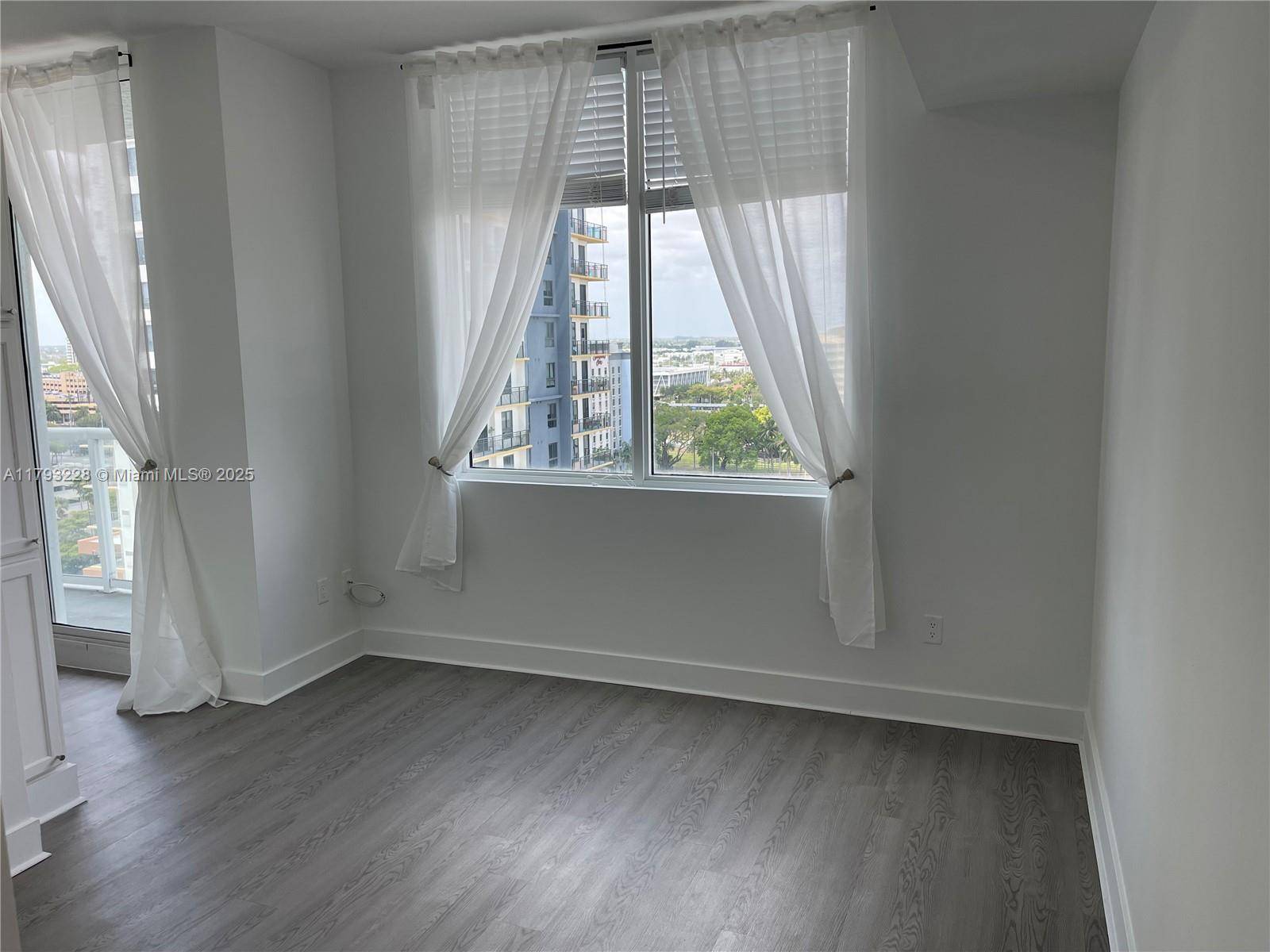 Fort Lauderdale, FL 33301,315 NE 3rd Ave #1202