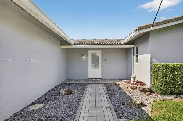 Coral Springs, FL 33065,8588 NW 27th Dr
