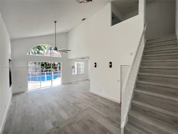 Pembroke Pines, FL 33028,725 NW 156th Ave