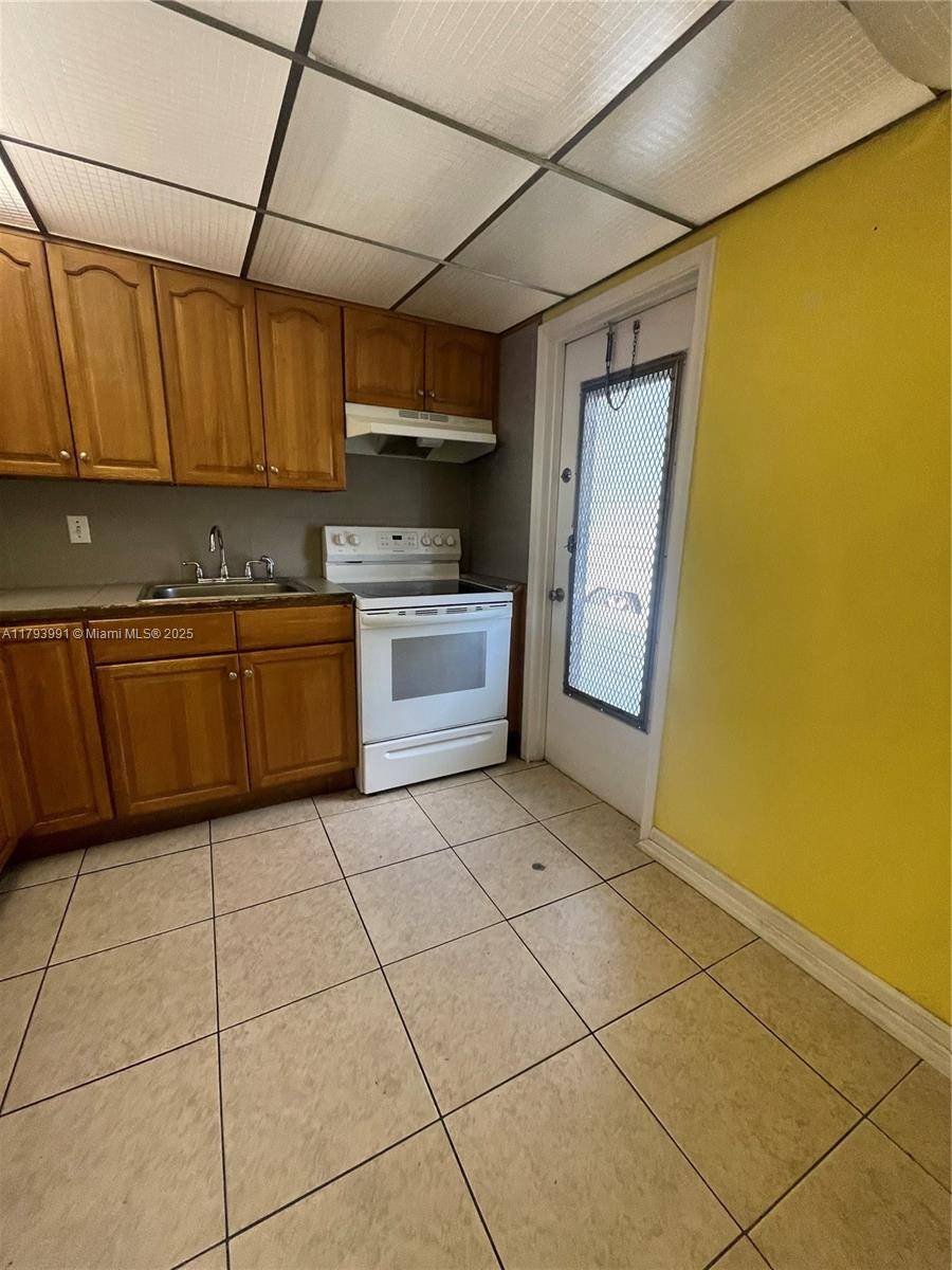 Plantation, FL 33317,4200 NW 3rd Ct #134