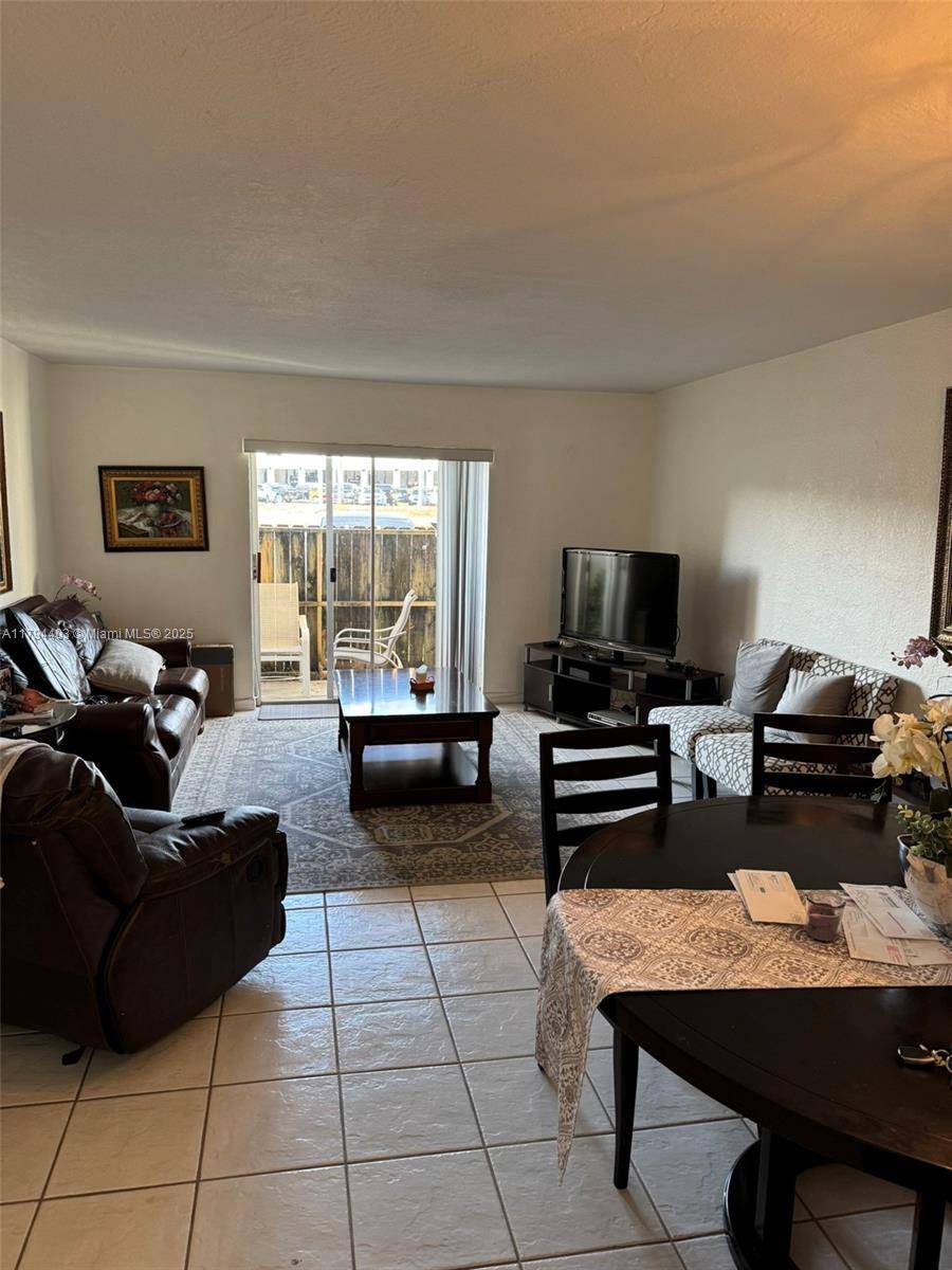 Pinecrest, FL 33156,8600 SW 67th Ave #907