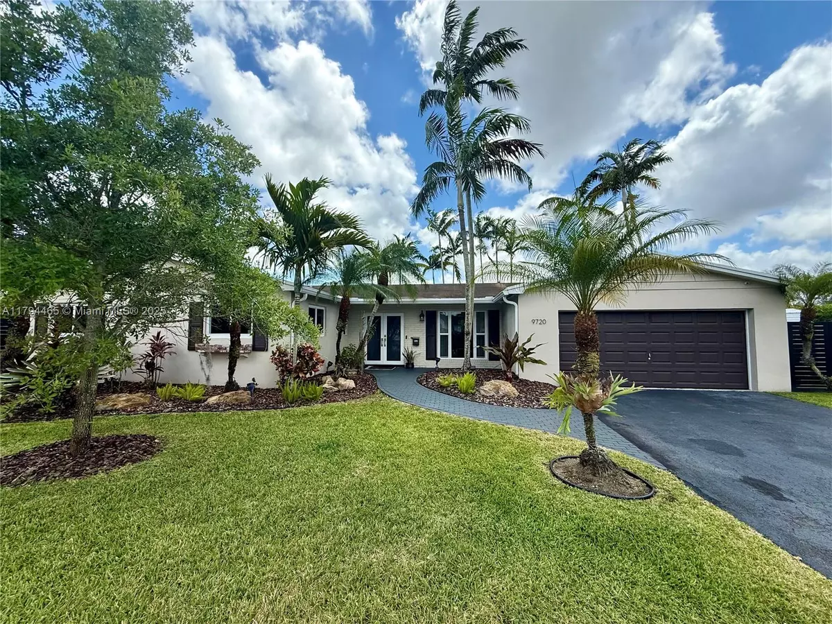 Miami, FL 33176,9720 SW 104th Ct