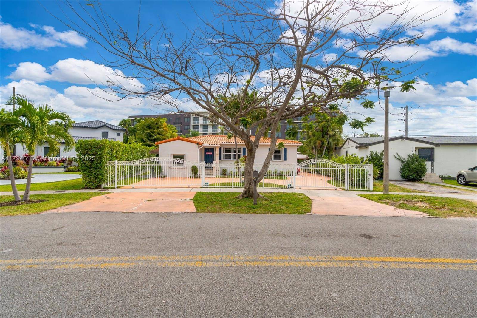 Miami, FL 33145,1621 SW 32nd Ct