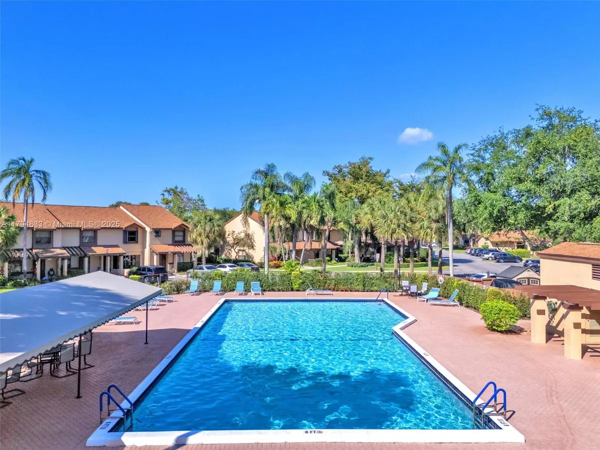 Coconut Creek, FL 33063,3699 Cocoplum Cir #3538