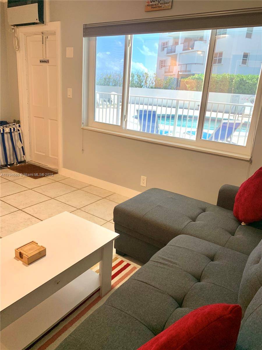 Lauderdale By The Sea, FL 33062,1480 S Ocean Blvd #104
