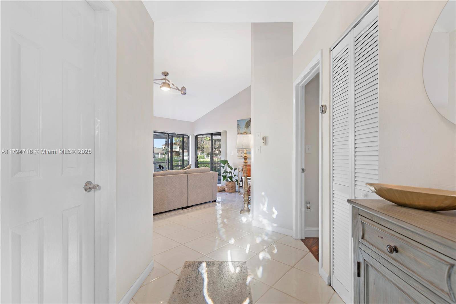 Pembroke Pines, FL 33025,540 SW 113th Ter