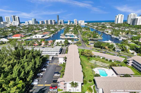 700 Layne Blvd #206, Hallandale Beach, FL 33009