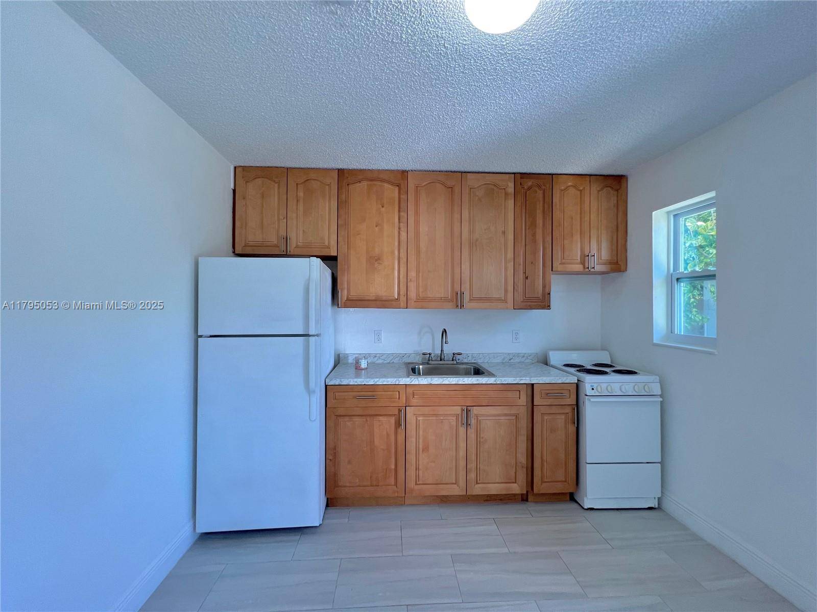 Miami, FL 33126,7550 NW 2nd Ter #7550