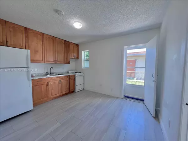 Miami, FL 33126,7550 NW 2nd Ter #7550