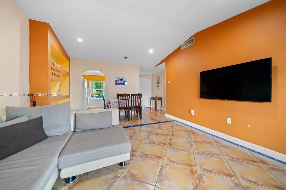 Miami, FL 33175,14054 SW 53rd Ter #0