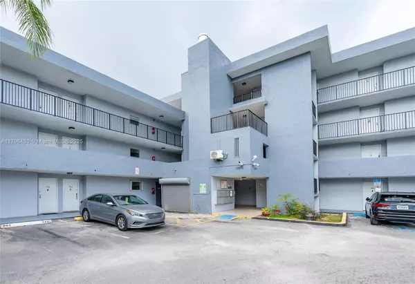 Miami, FL 33183,13870 SW 62nd St #204