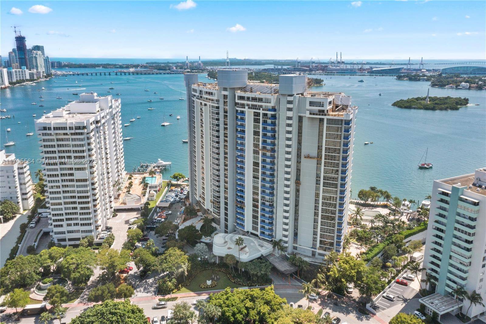 Miami Beach, FL 33139,9 Island Ave #1209