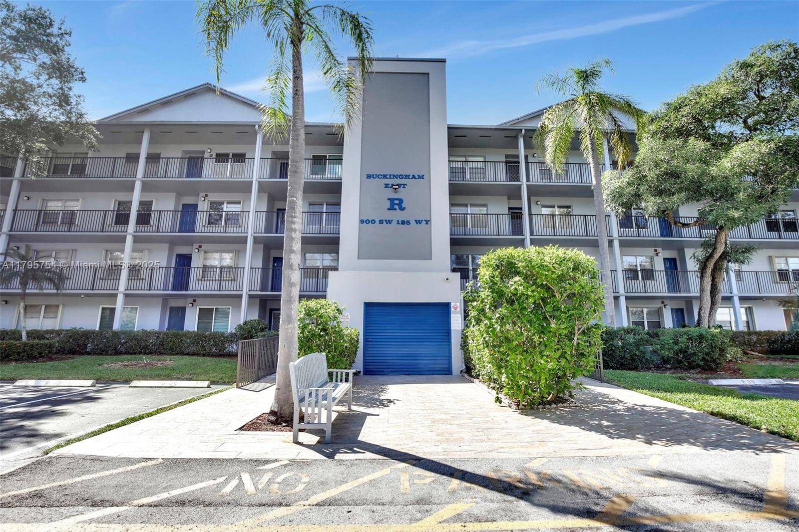 Pembroke Pines, FL 33027,900 SW 125th Way #312R