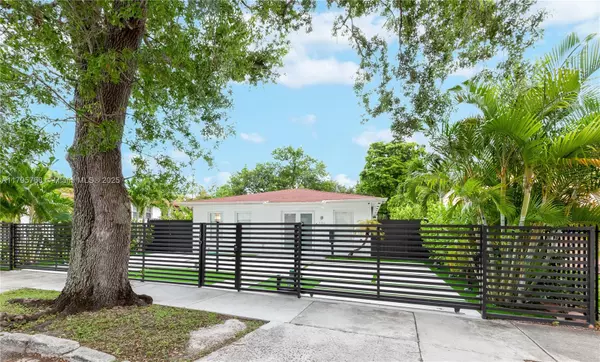136 NE 50th St, Miami, FL 33137