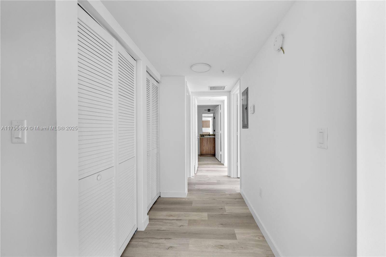 North Miami Beach, FL 33169,175 NW 160TH ST #110