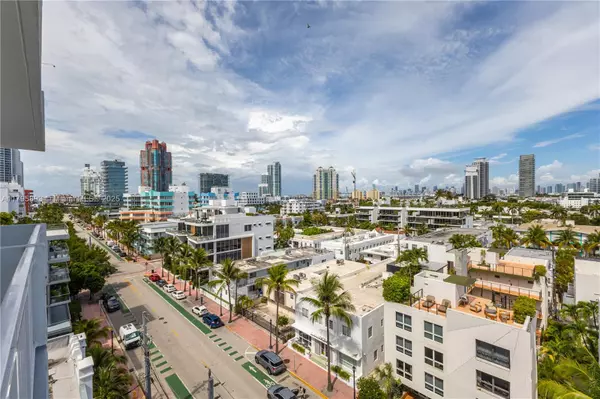 Miami Beach, FL 33139,345 Ocean Dr #904