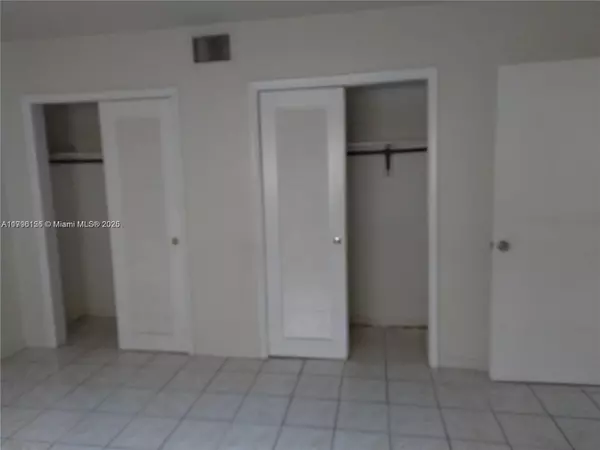 Hollywood, FL 33020,1826 Cleveland St #1