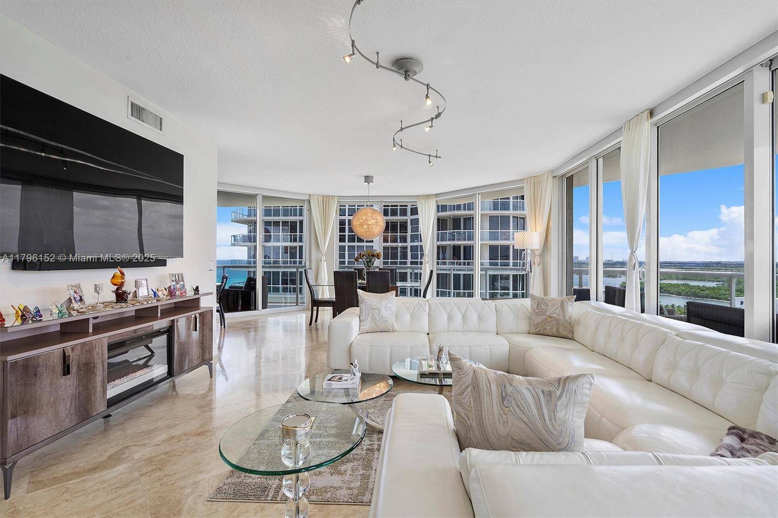 Hollywood, FL 33019,6051 N Ocean Dr #1102