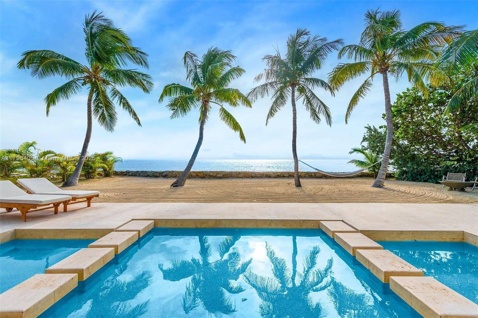 60 Ocean Front Drive, Key Largo, FL 33037