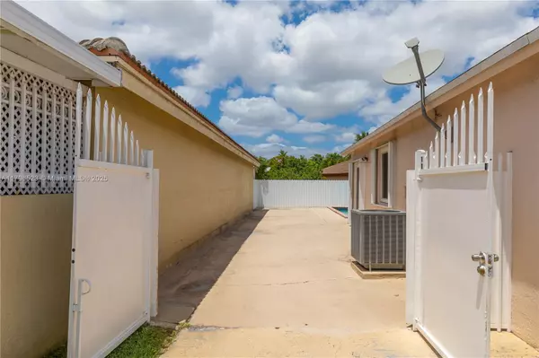 Miami, FL 33157,11475 SW 181st St