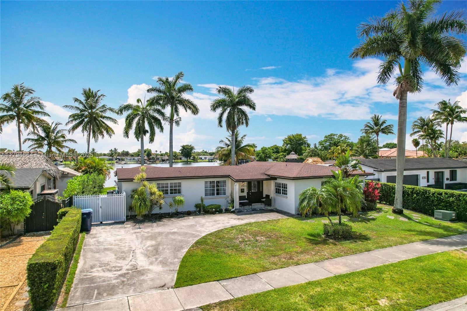 Hialeah, FL 33015,17931 NW 85th Ave