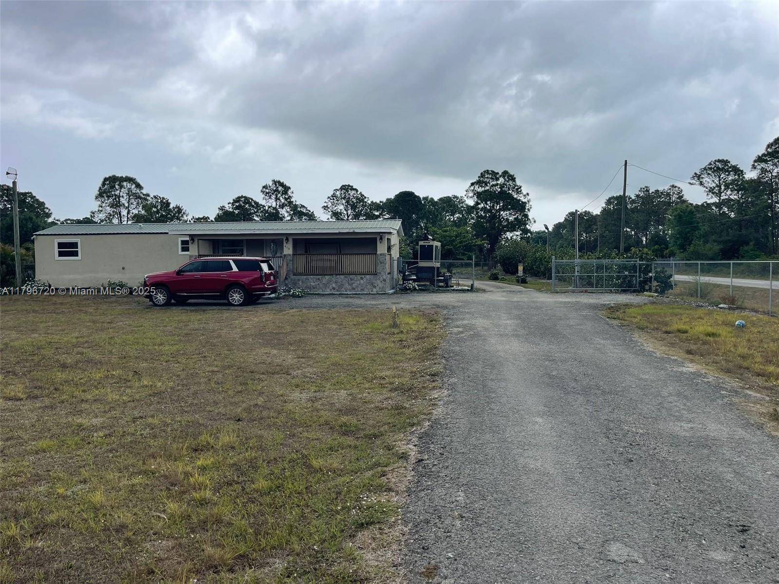 Clewiston, FL 33440,493 Camino Real Blvd