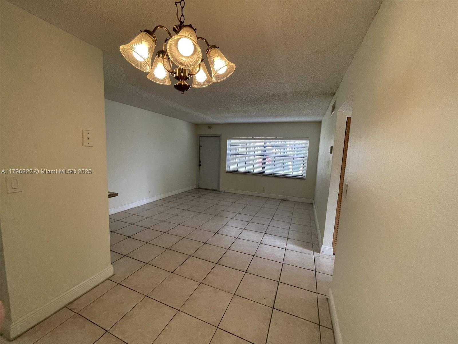Coral Springs, FL 33065,2642 Riverside Dr #2642