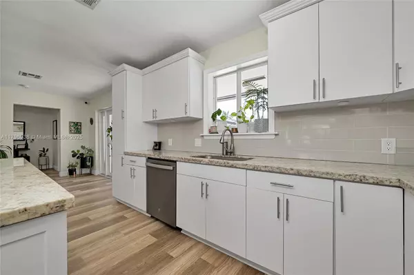 Hollywood, FL 33021,2221 N 46th Ave