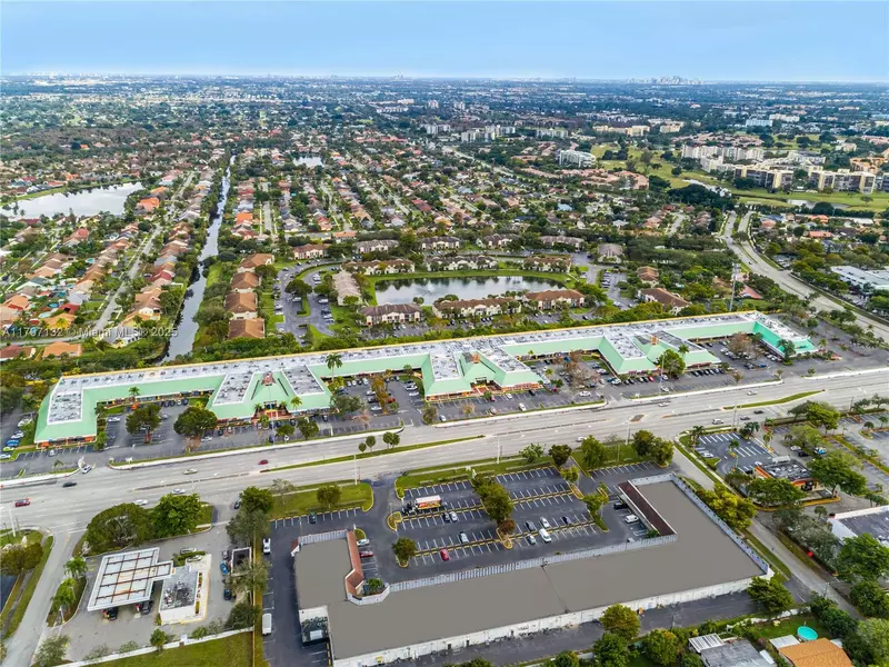 4636 N University Dr #4636, Lauderhill, FL 33351
