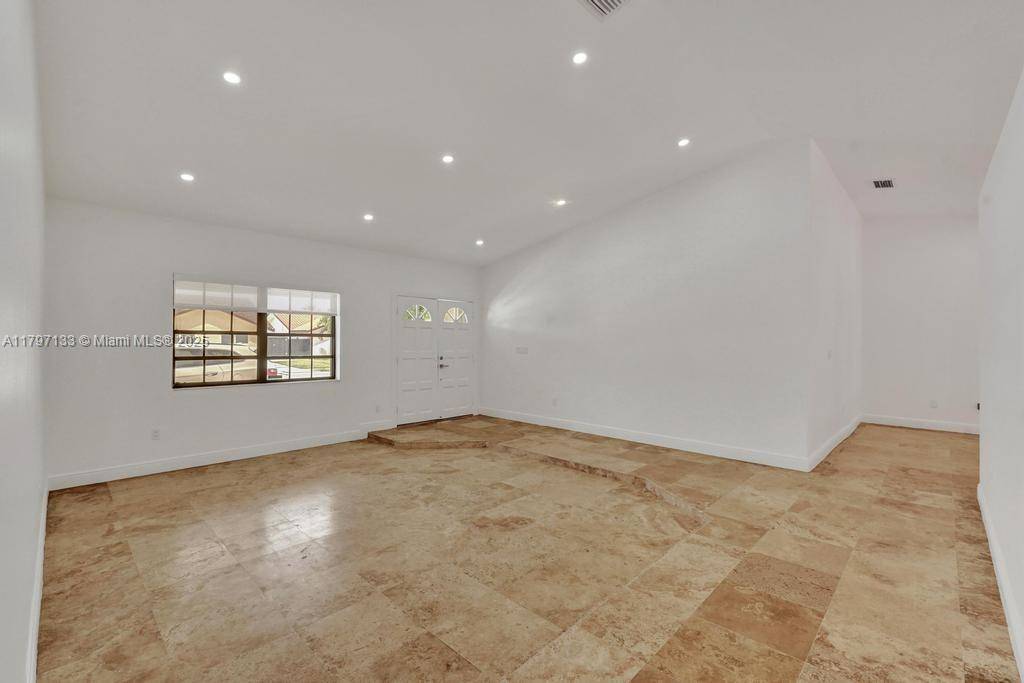 Miami, FL 33175,1981 SW 139th Ct