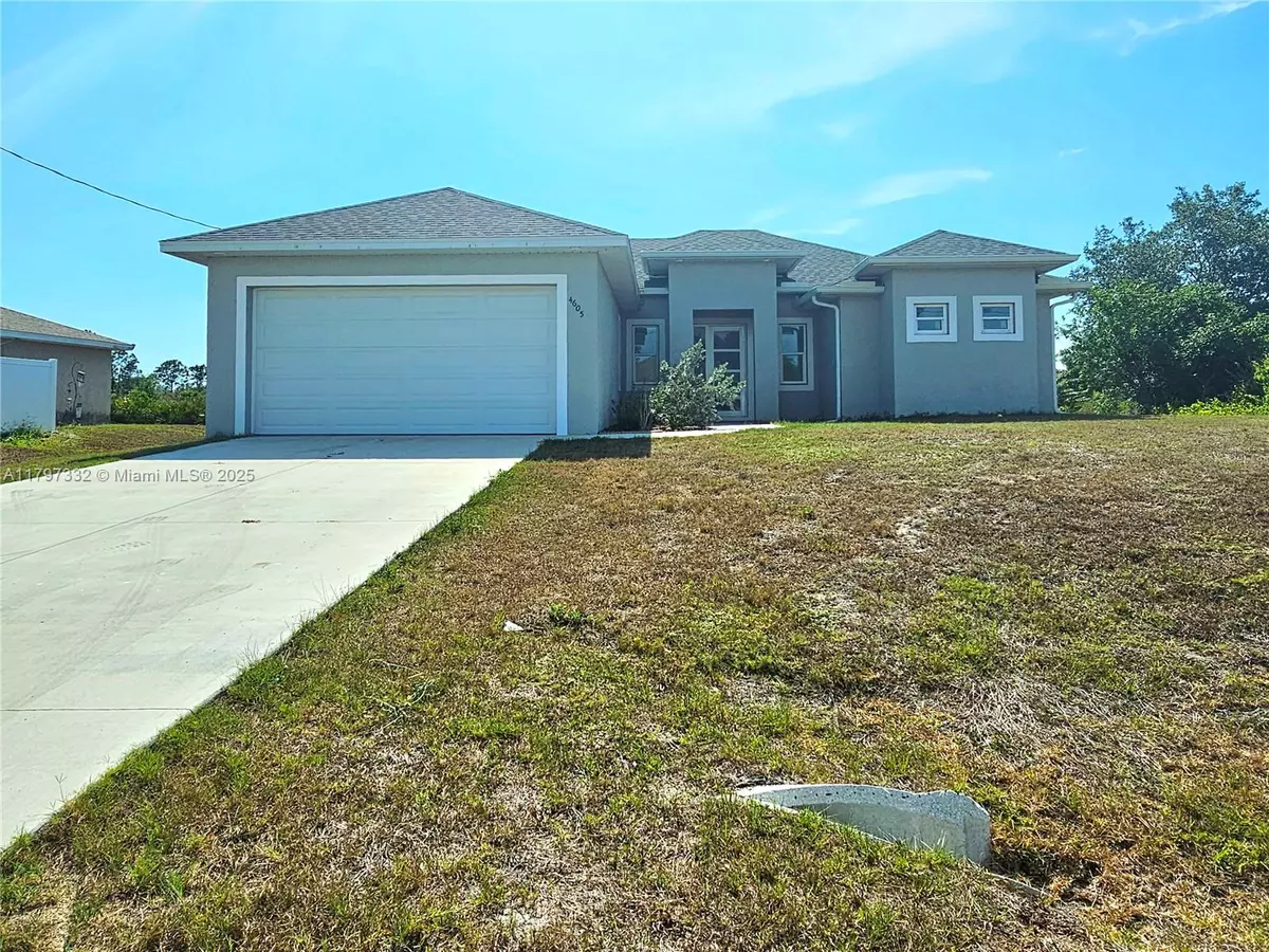Lehigh Acres, FL 33971,4605 CONNIE AVE