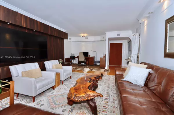 Aventura, FL 33160,2800 Island Blvd #703