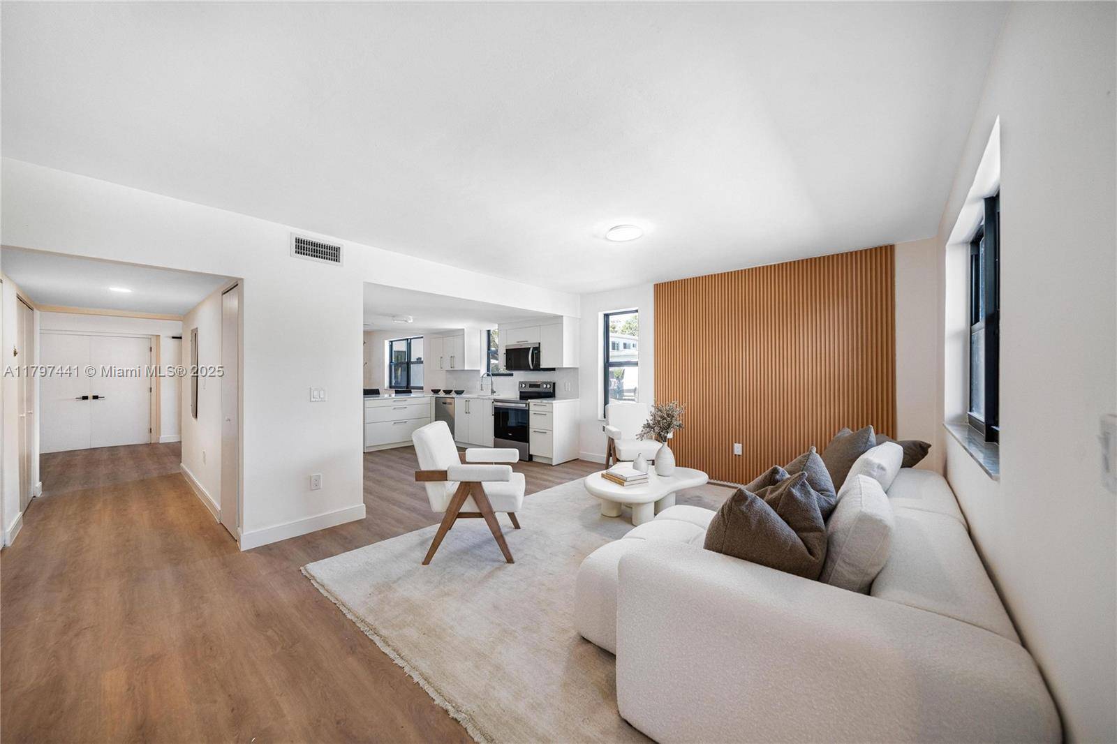 Miami Beach, FL 33141,7996 Crespi Blvd