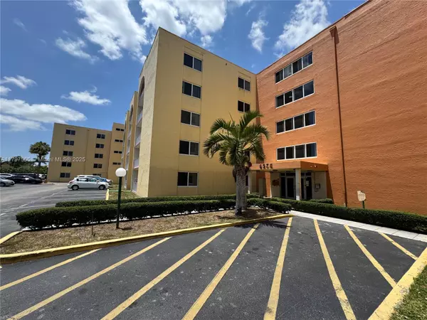 6970 NW 186th St #3-406,  Hialeah,  FL 33015