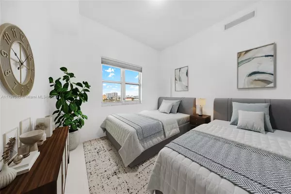 North Bay Village, FL 33141,7910 Harbor Island Dr #1208