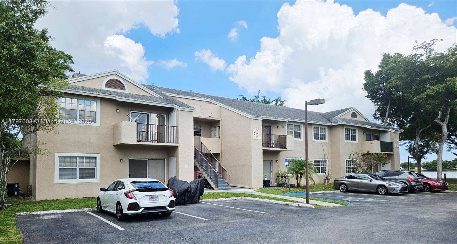 Pembroke Pines, FL 33024,2151 NW 96 TERR #15L